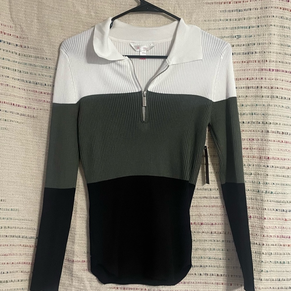 Long sleeve zip up shirt